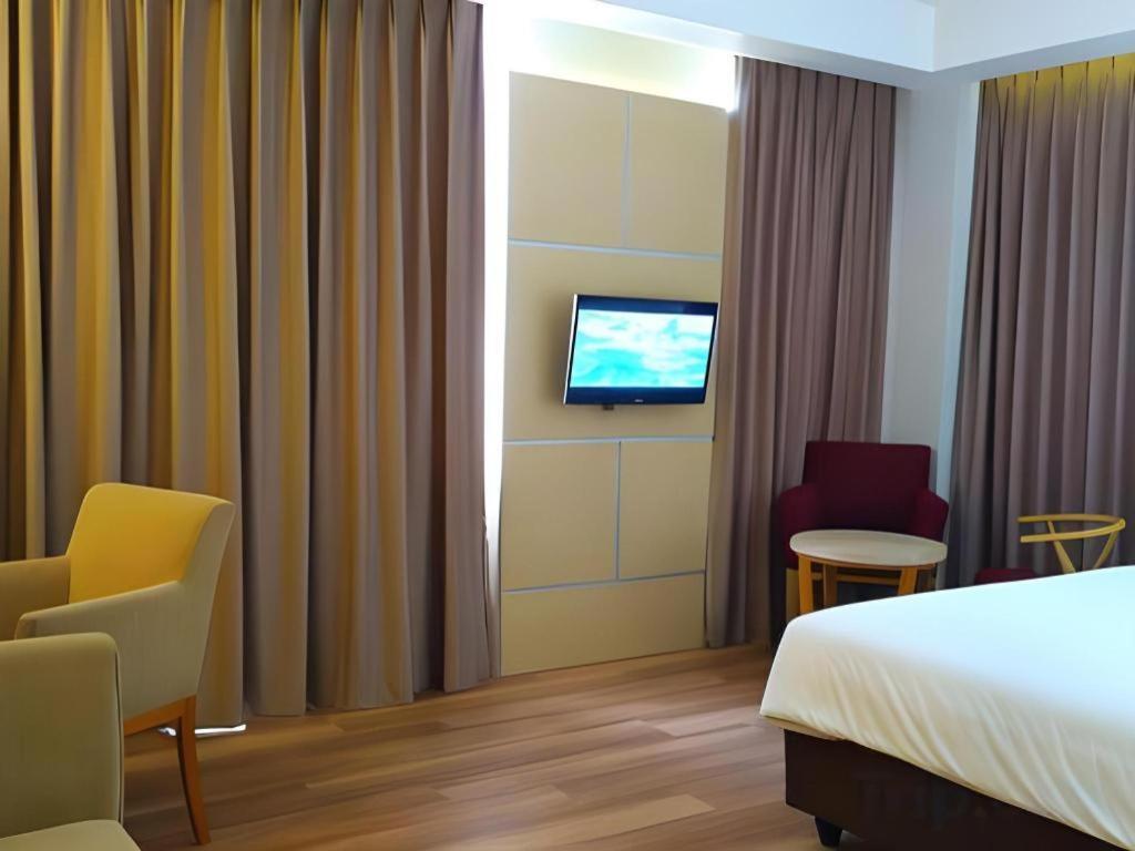 Horison Hotel Sukabumi Ngoại thất bức ảnh