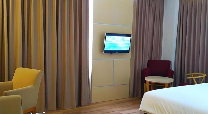 Horison Hotel Sukabumi Ngoại thất bức ảnh